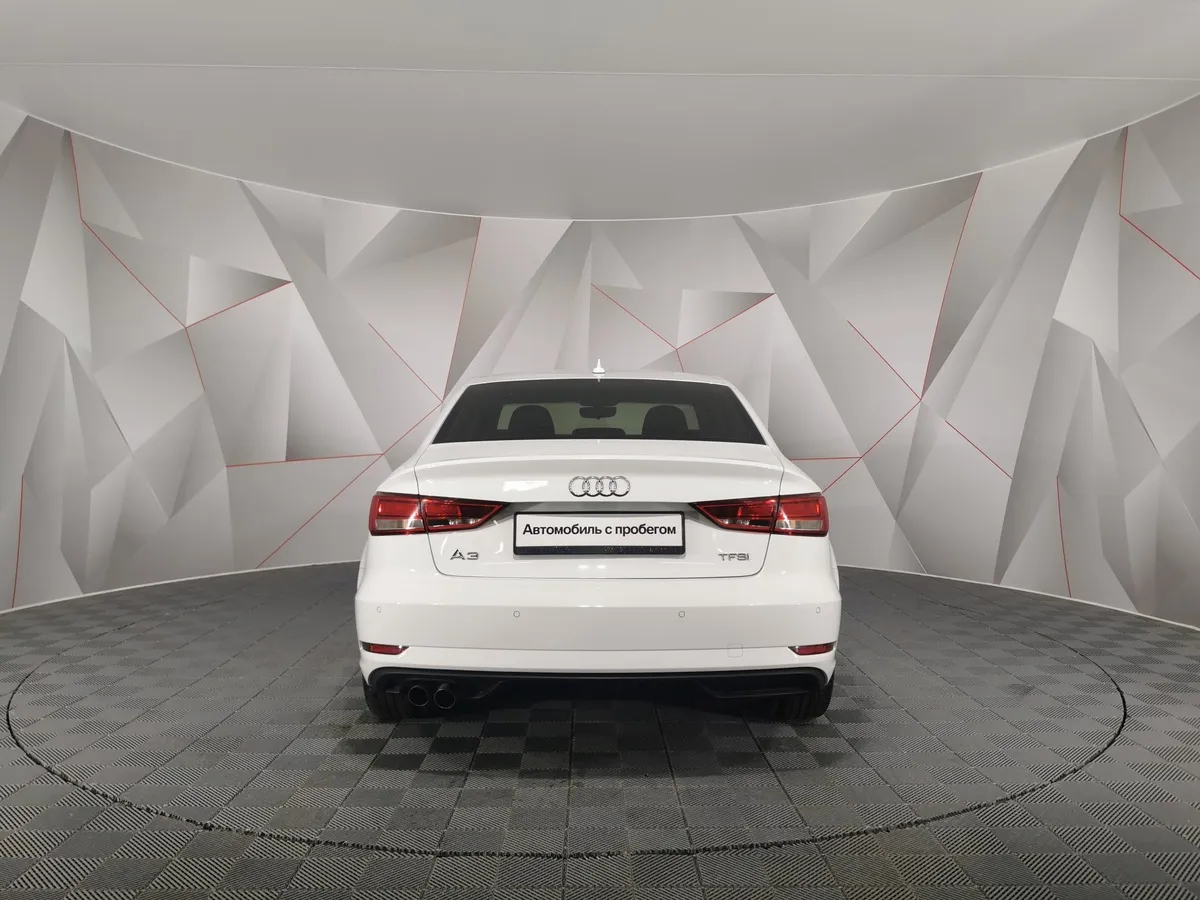 Audi A3 1.4 TFSI AT (150 л.с.) Белый в АВИЛОН. Слайд №8