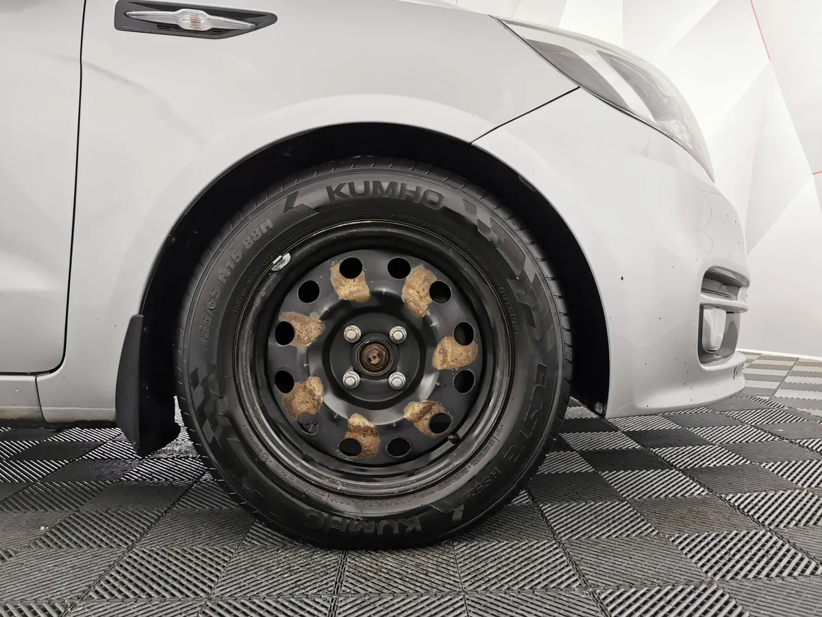 Kia Rio 1.6 AT (123 л.с.) Luxe Серебристый в АВИЛОН. Слайд №9