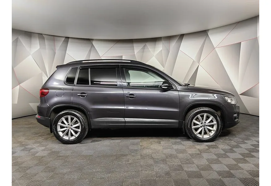 Volkswagen Tiguan 2.0 TSI 4Motion AT (180 л.с.) CLUB Серый в АВИЛОН. Слайд №6