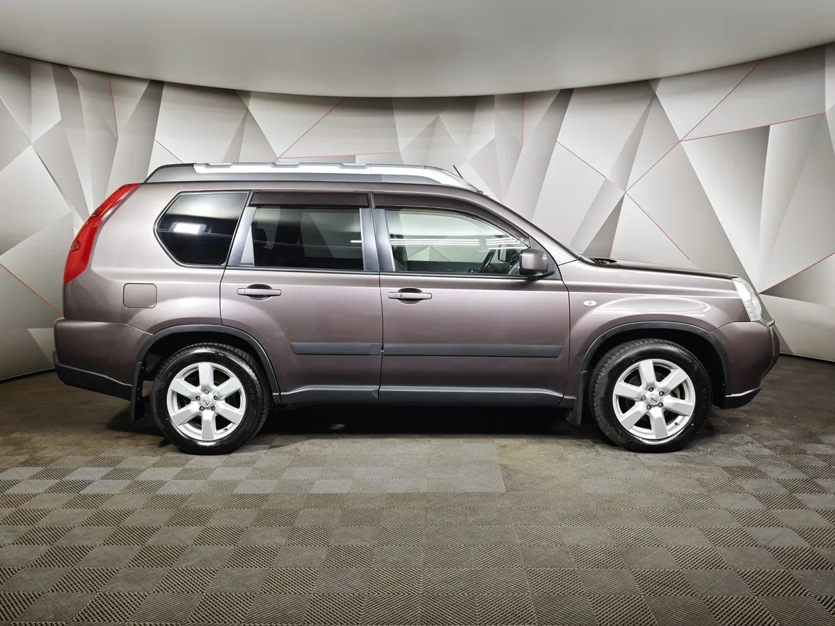 Nissan X-Trail 2.0 CVT AWD (141 л.с.) Комбинированный в АВИЛОН. Слайд №5