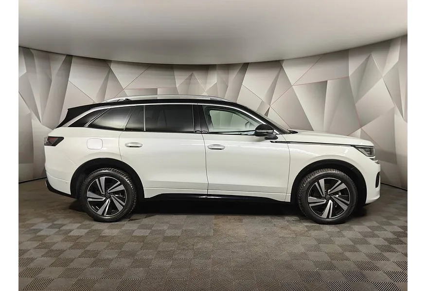 Volkswagen Tavendor 2.0TSI DSG 4WD (220 л.с.) R-Line Touring Edition Белый в АВИЛОН. Слайд №6
