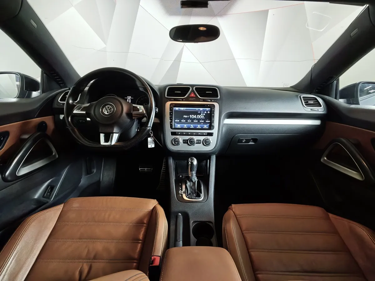 Volkswagen Scirocco 2.0 TSI DSG (210 л.с.) Черный в АВИЛОН. Слайд №14