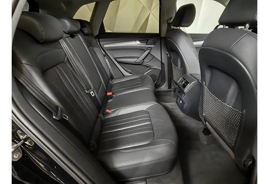 Audi Q5 2.0 TFSI S tronic quattro (249 л.с.) Черный в АВИЛОН. Слайд №16