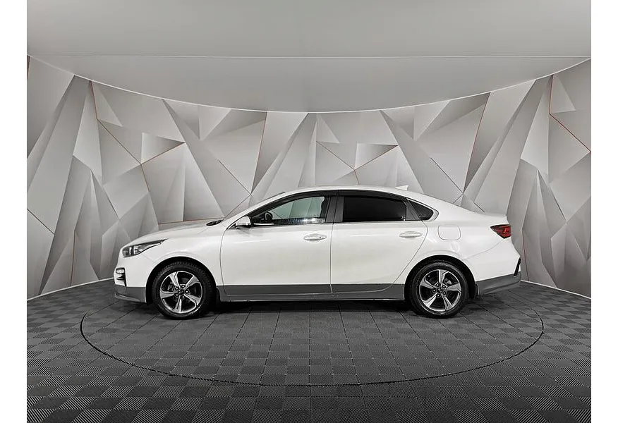Kia Cerato 1.6 MPI AT (128 л.с.) Prestige Белый в АВИЛОН. Слайд №5