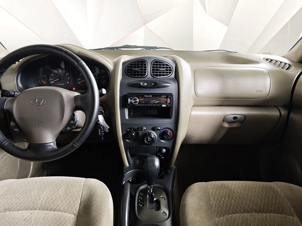 Hyundai Santa Fe 2.4 AT (150 л.с.) Зеленый в АВИЛОН. Слайд №14
