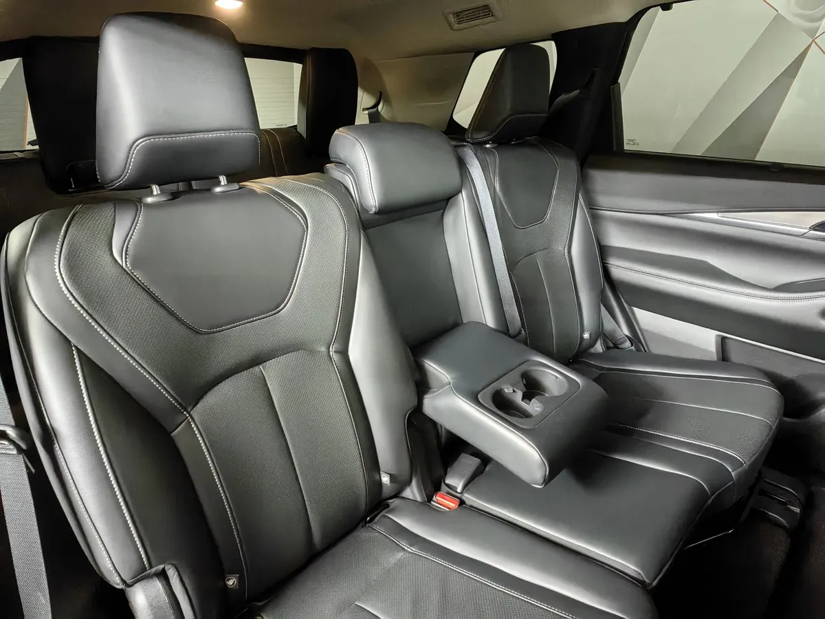 Infiniti QX60 3.5 CVT 4WD (283 л.с.) Premium Черный в АВИЛОН. Слайд №16