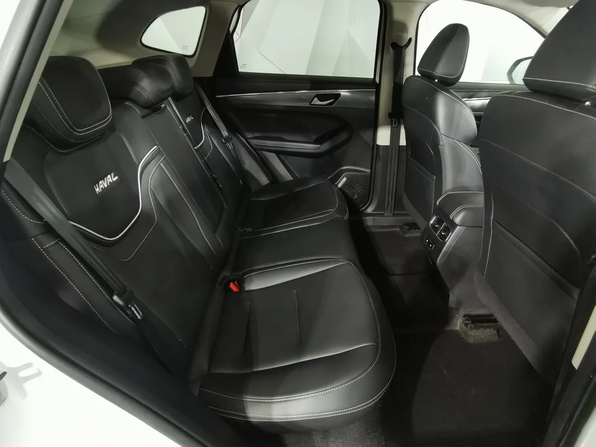 Haval Jolion 1.5 DCT 4WD (150 л.с.) Premium Белый в АВИЛОН. Слайд №14