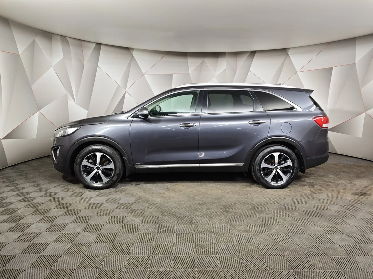 Kia Sorento 2.2 D AT AWD (5 мест) (200 л.с.) Prestige Серый в АВИЛОН. Слайд №5