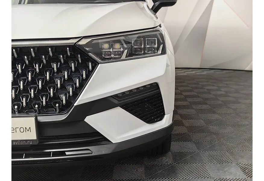 FAW Bestune T77 1.5 DCT (160 л.с.) Prestige Белый в АВИЛОН. Слайд №10