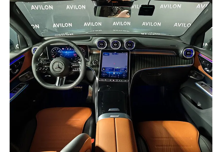 Mercedes-Benz GLC 300 4MATIC 9G-TRONIC (258 л.с.) Черный в АВИЛОН. Слайд №8