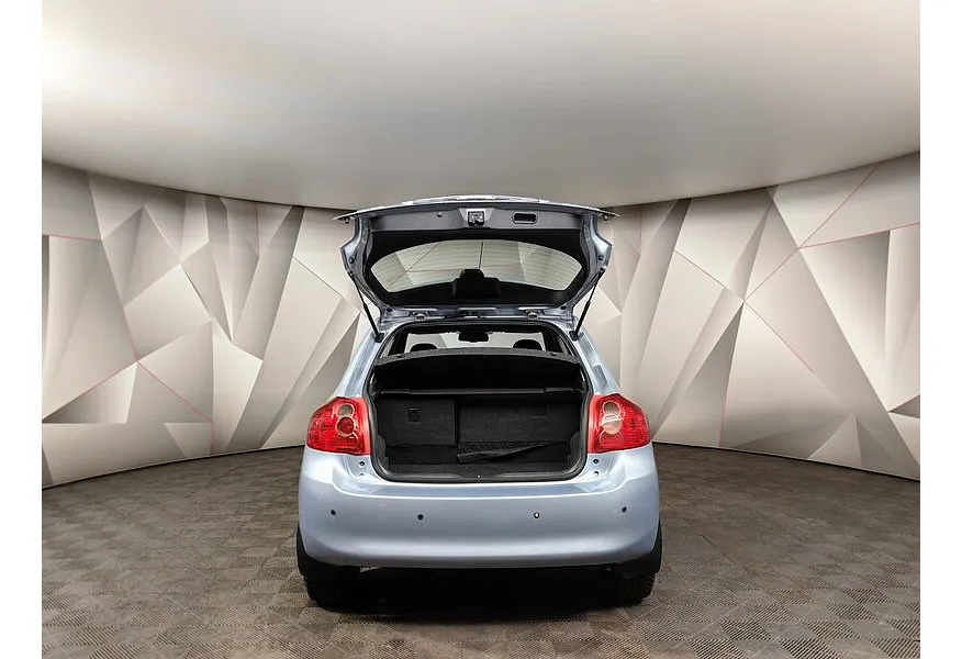 Toyota Auris 1.6 AT (124 л.с.) Голубой в АВИЛОН. Слайд №12 Toyota Auris 1.6 AT (124 л.с.) Голубой в АВИЛОН. Слайд №12