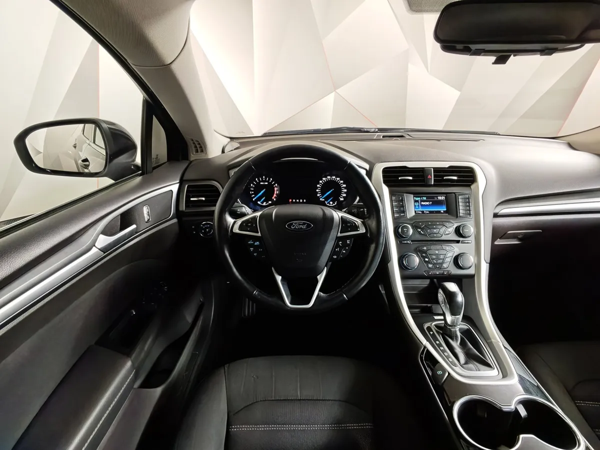 Ford Mondeo 2.5 AT (149 л.с.) Ambiente Черный в АВИЛОН. Слайд №20