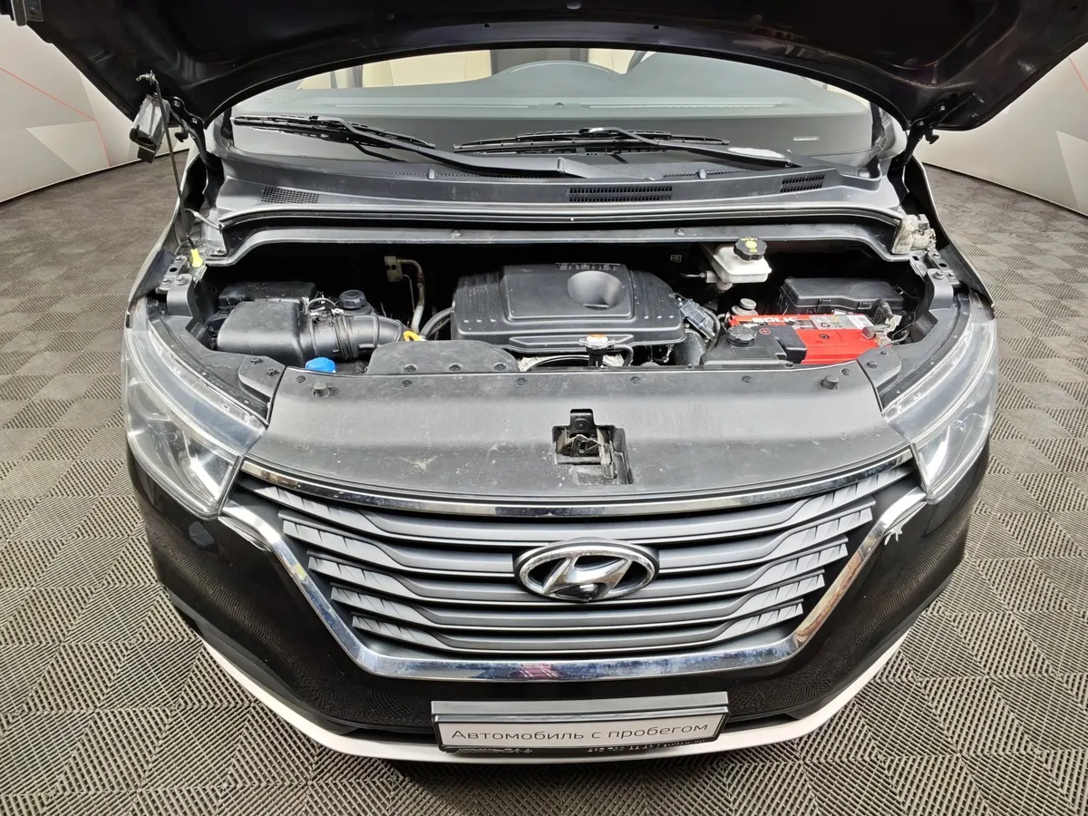 Hyundai H-1 2.5 CRDi AT (170 л.с.) Business (JP6) Черный в АВИЛОН. Слайд №11