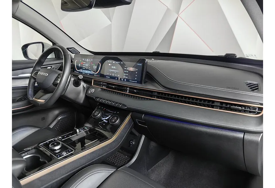 EXEED LX 1.6T DCT 4WD (150 л.с) Premium Plus Белый в АВИЛОН. Слайд №12