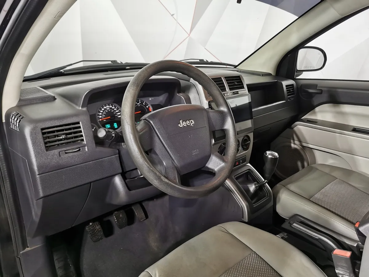 Jeep Compass 2.4 CVT (170 л.с.) Черный в АВИЛОН. Слайд №17