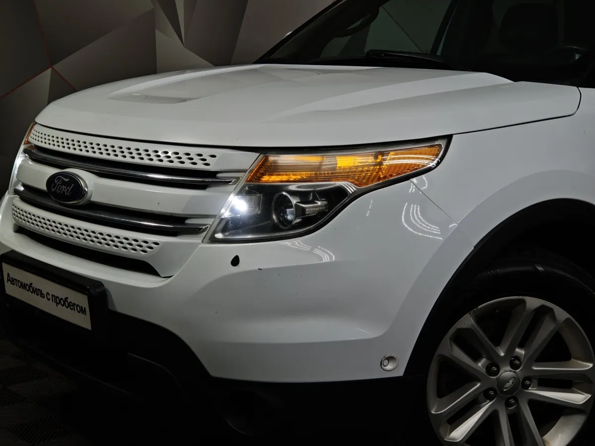 Ford Explorer 3.5 SelectShift 4WD (294 л.с.) Белый в АВИЛОН. Слайд №10