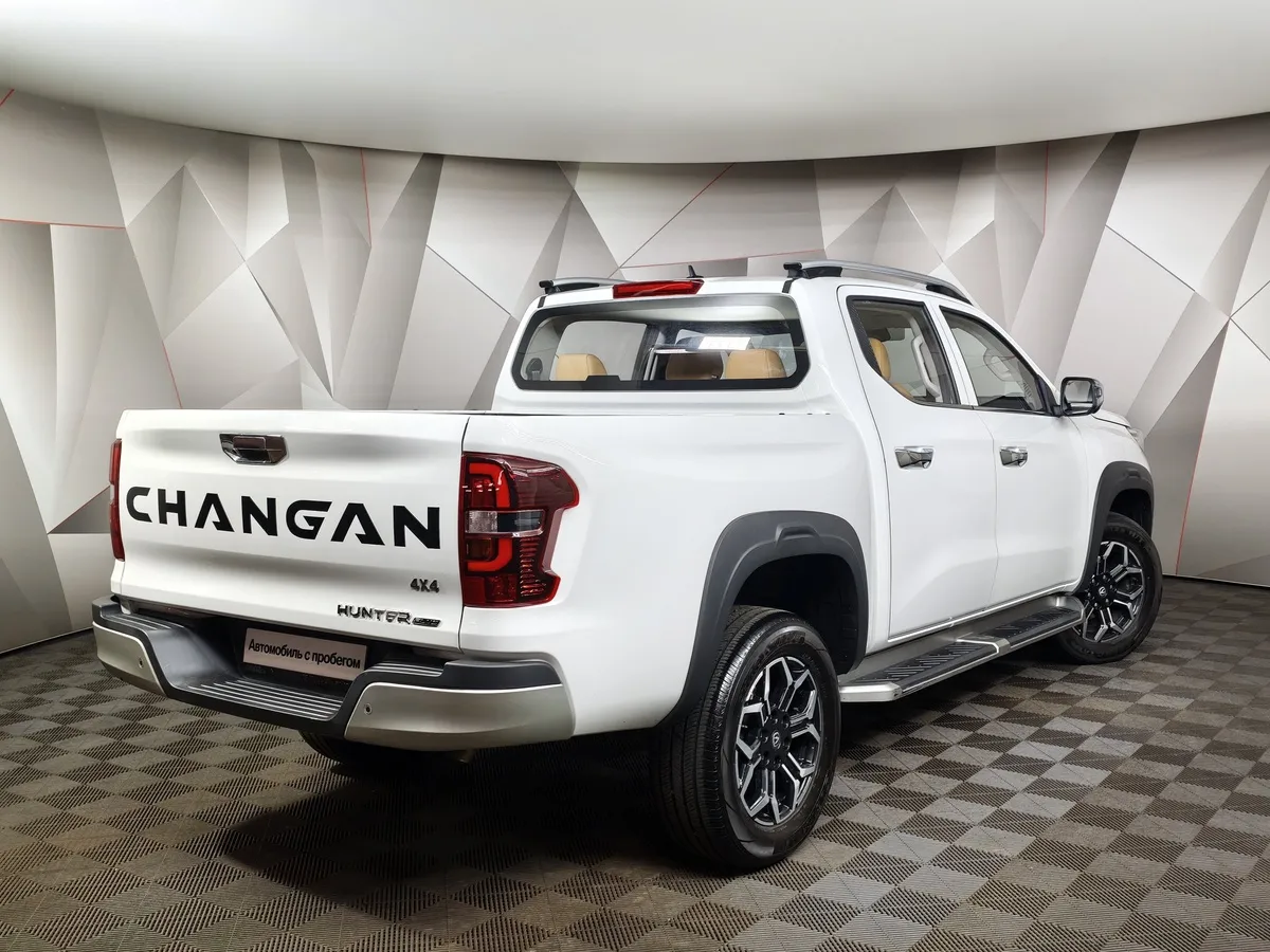Changan HUNTER PLUS 2.0 AT 4WD (226 л.с.) Luxe Белый в АВИЛОН. Слайд №2