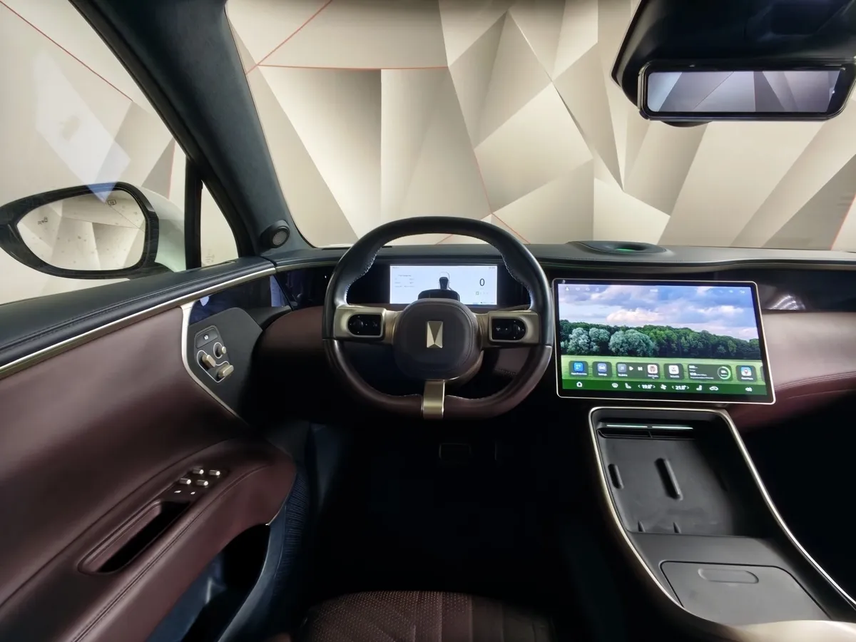 Avatr 11 Long Range Dual Motor AT 4WD (309 л.с.)  Luxury Edition  Белый в АВИЛОН. Слайд №19