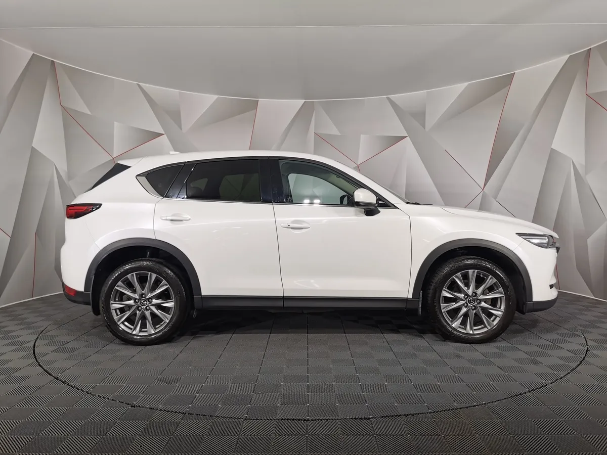 Mazda CX-5 2.5 AT AWD (194 л.с.) Белый в АВИЛОН. Слайд №6