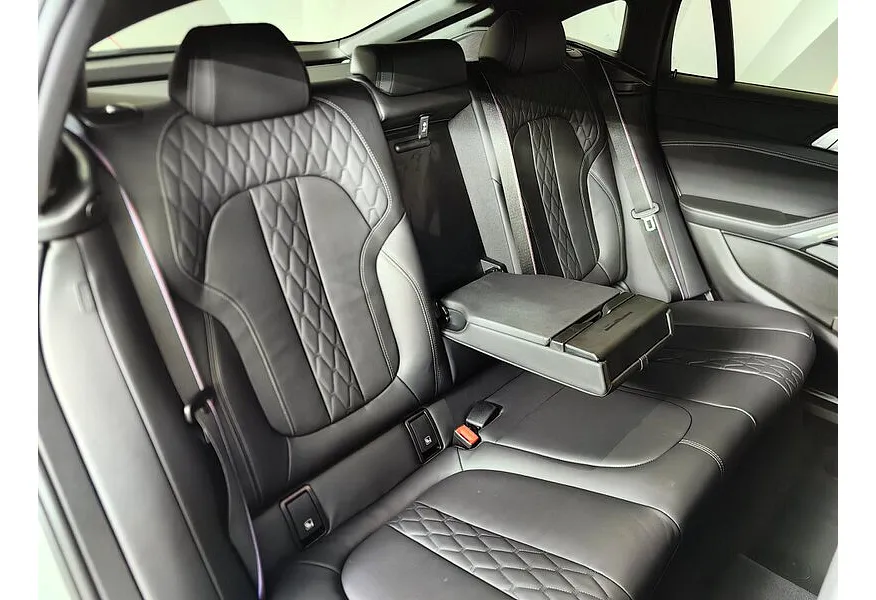 BMW X6 xDrive40d AT (340 л.с.) M-Sport Белый в АВИЛОН. Слайд №14