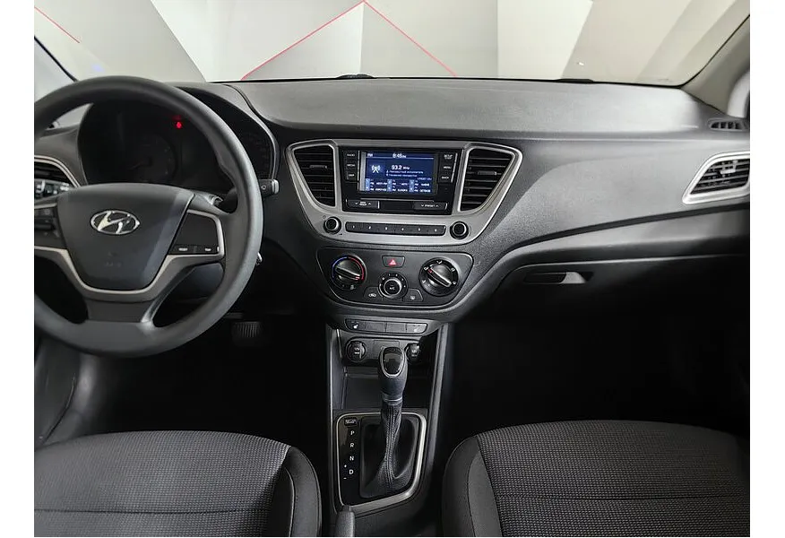 Hyundai Solaris 1.6 AT (123 л.с.) Active Plus Красный в АВИЛОН. Слайд №12