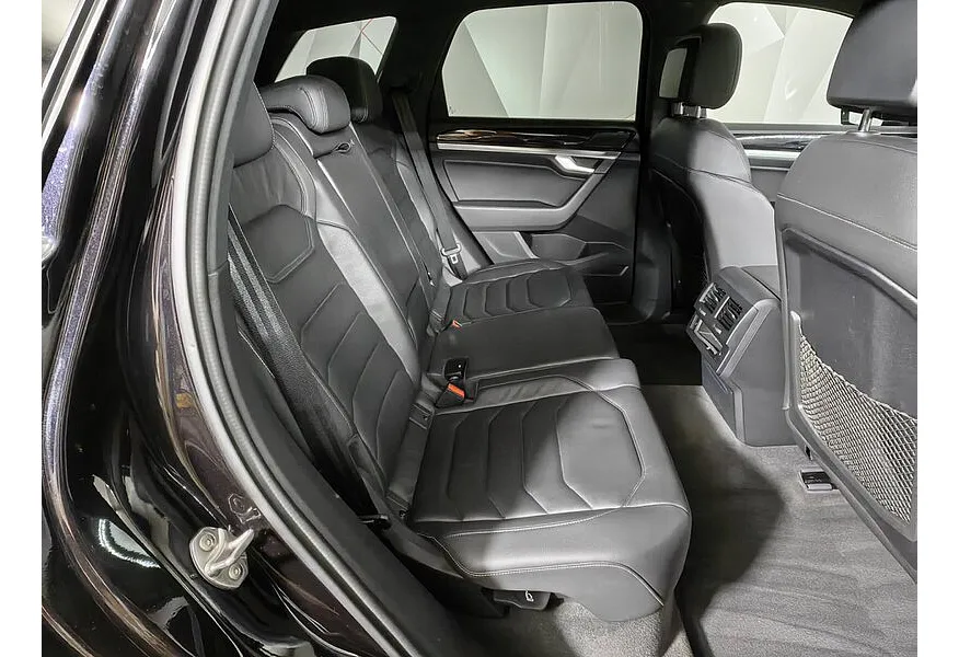 АВИЛОН - Volkswagen Touareg 3.0 V6 TDI Tiptronic 4Motion (249 л.с.) Business Черный - slide 11