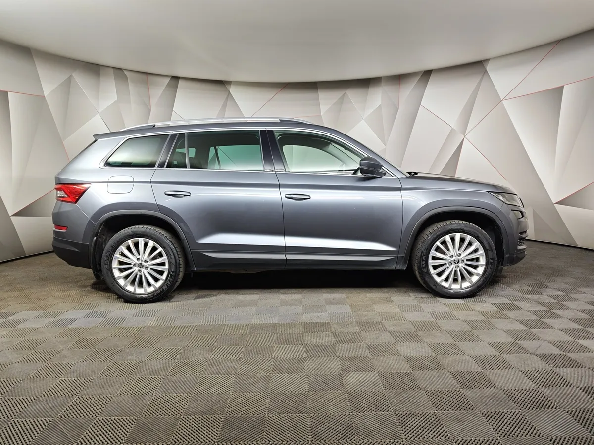 Skoda Kodiaq 2.0 TSI DSG 4WD (180 л.с.) Style Plus Серый в АВИЛОН. Слайд №6