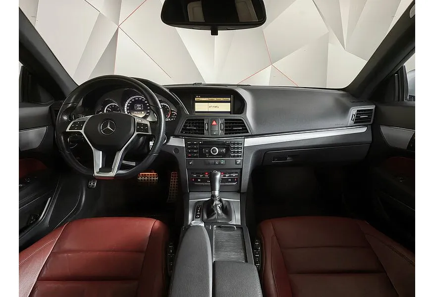 Mercedes-Benz E-Класс E 250 T BlueEfficiency 7G-Tronic Plus (204 л.с.) Серебристый в АВИЛОН. Слайд №14