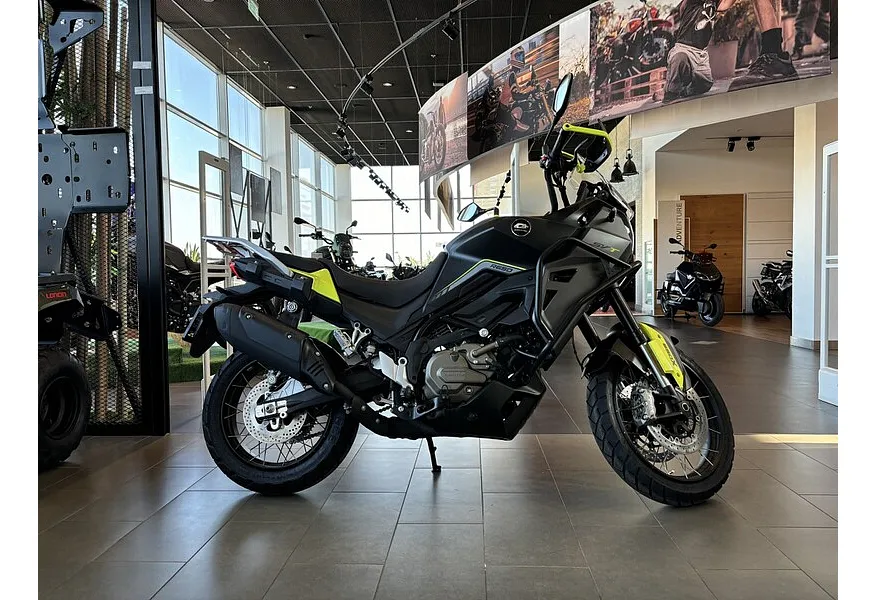 QJMOTOR SVT 650X 650 см³ (76 л.с.) 650 в АВИЛОН. Слайд №4 QJMOTOR SVT 650X 650 см³ (76 л.с.) 650 в АВИЛОН. Слайд №4