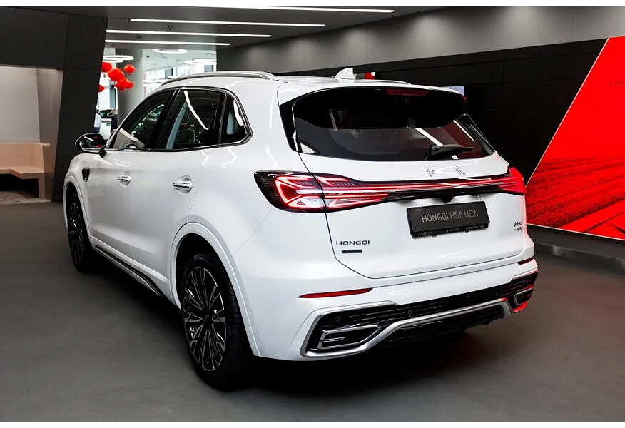Hongqi HS5 2.0T AT 4WD (245 л.с.) Deluxe Белый в АВИЛОН. Слайд №5