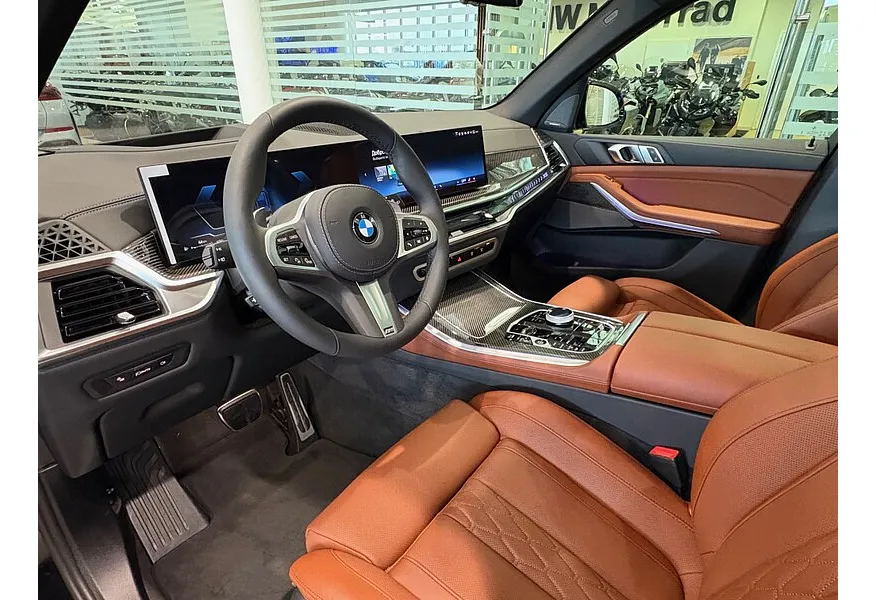 BMW X5 xDrive30d Steptronic (286 л.с.) Черный в АВИЛОН. Слайд №7