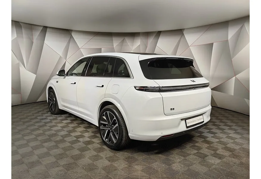 Li Auto L7 1.5 AT 4WD (449 л.с.) Max Белый в АВИЛОН. Слайд №4