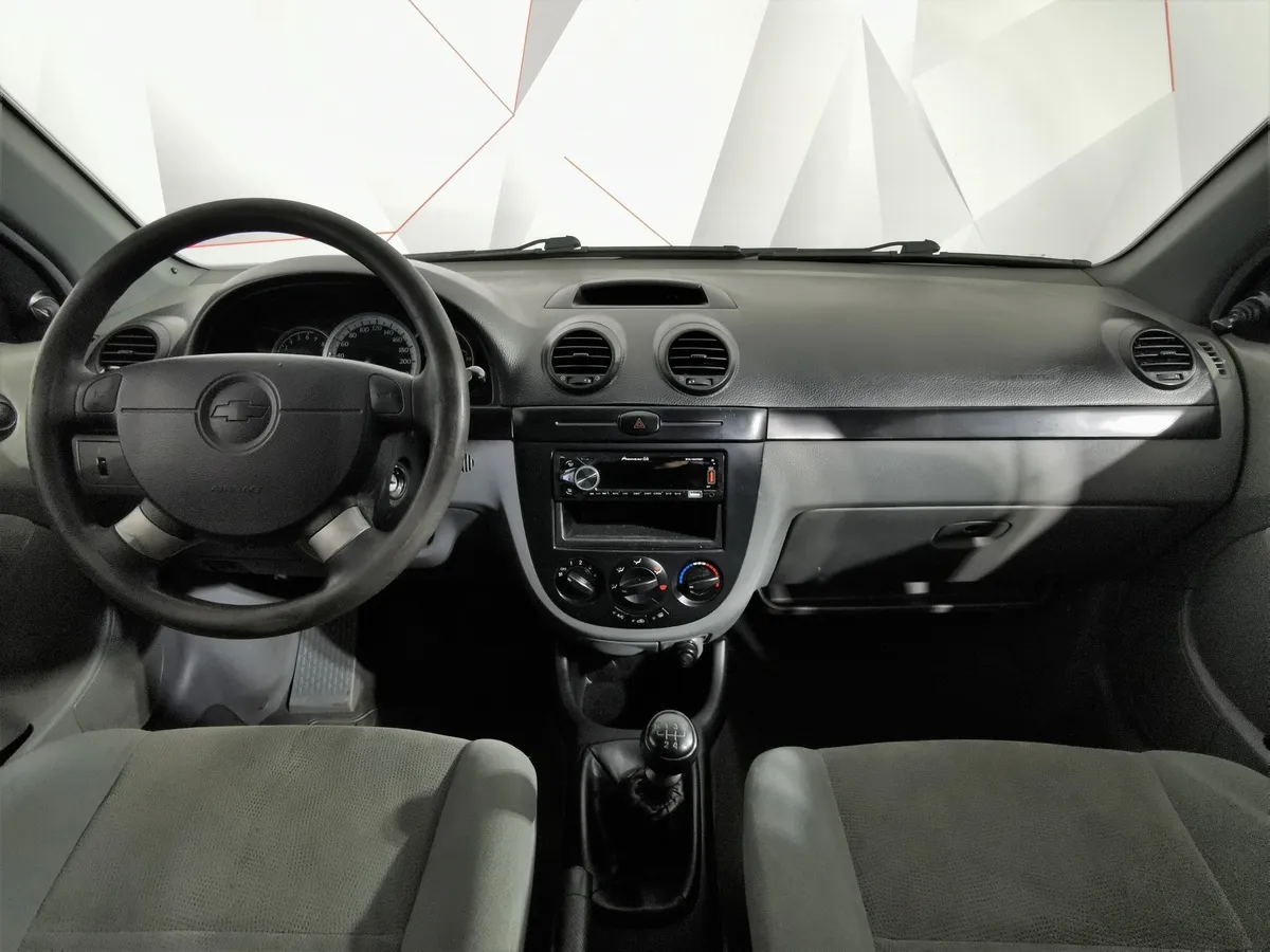 Chevrolet Lacetti 1.4 MT (95 л.с.) Бежевый в АВИЛОН. Слайд №11