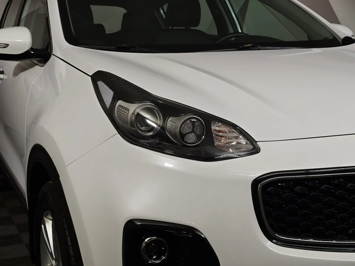 Kia Sportage 2.0 AT (150 л.с.) Comfort Белый в АВИЛОН. Слайд №10
