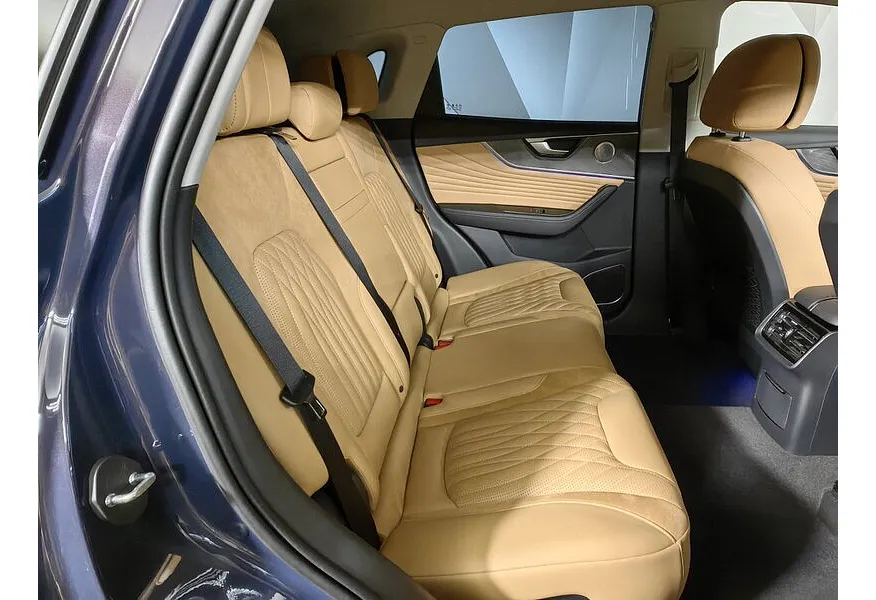 АВИЛОН - Hongqi HS5 2.0T AT 4WD (245 л.с.) Deluxe Фиолетовый - slide 10