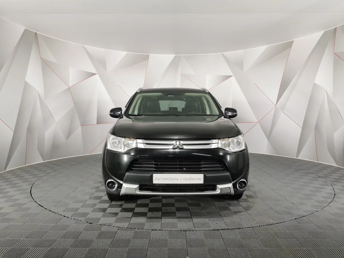 Mitsubishi Outlander 2.0 CVT 4WD (146 л.с.) Черный в АВИЛОН. Слайд №7