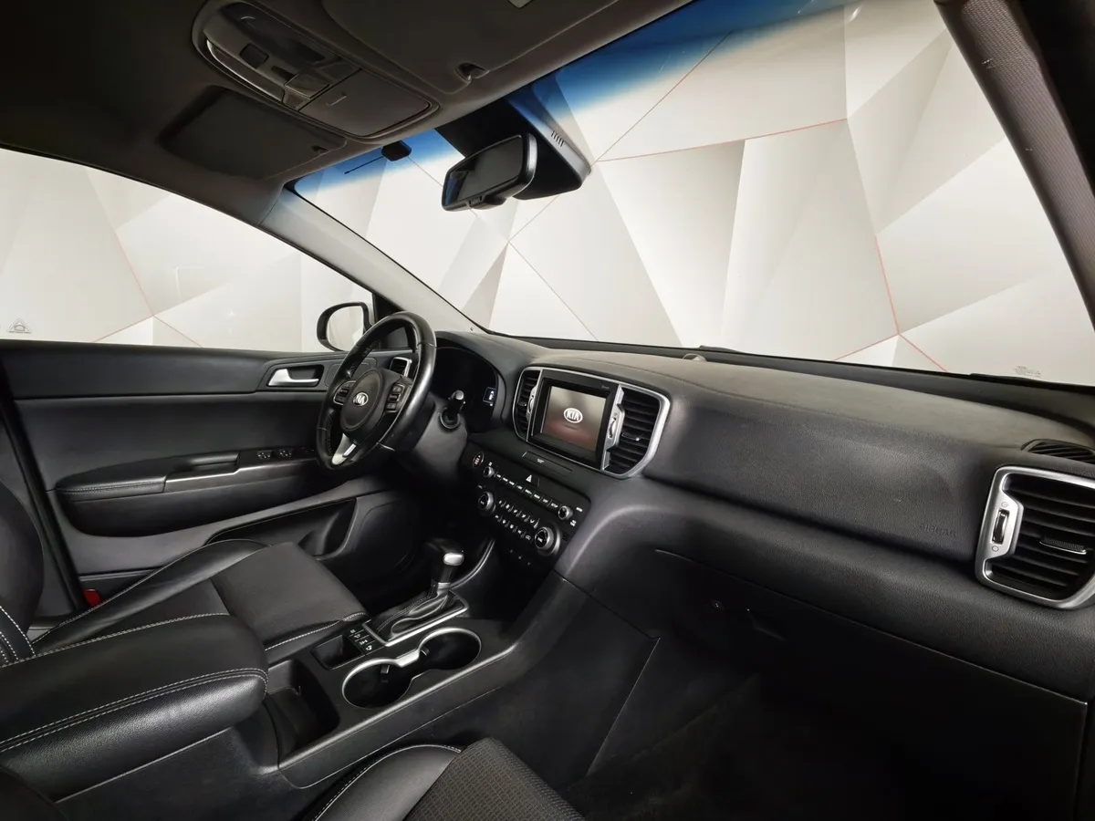 Kia Sportage 2.0 AT 4WD (150 л.с.) Prestige Белый в АВИЛОН. Слайд №13
