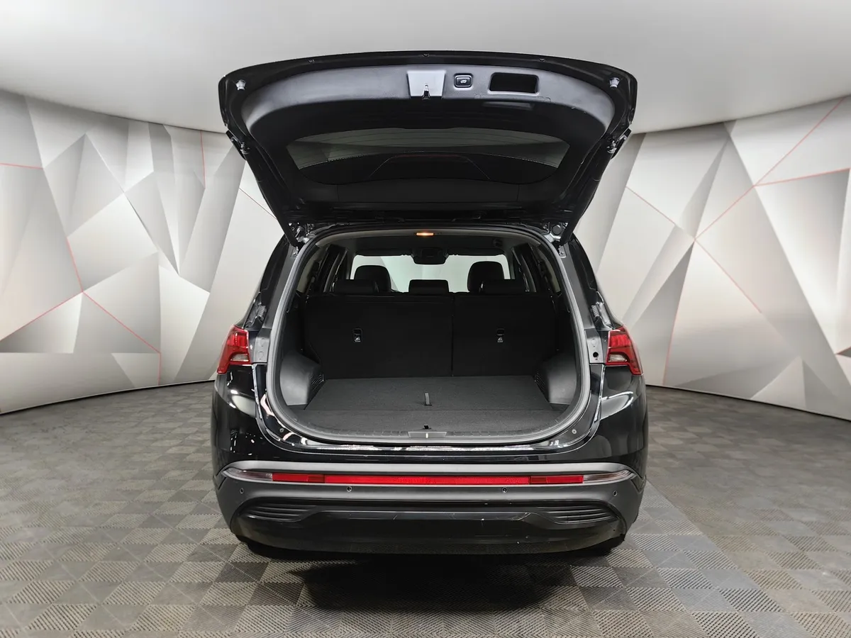 Hyundai Santa Fe 2.2 CRDi AWD 8AT (200 л.с.) Lifestyle Черный в АВИЛОН. Слайд №12