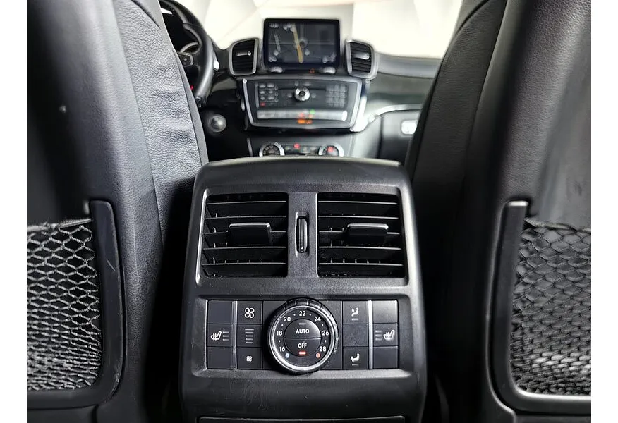 Mercedes-Benz GLS 500 4MATIC 9G-TRONIC (455 л.с.) Особая серия Черный в АВИЛОН. Слайд №26