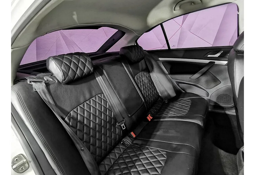 Skoda Octavia 1.6 MPI AT (102 л.с.) Белый в АВИЛОН. Слайд №16