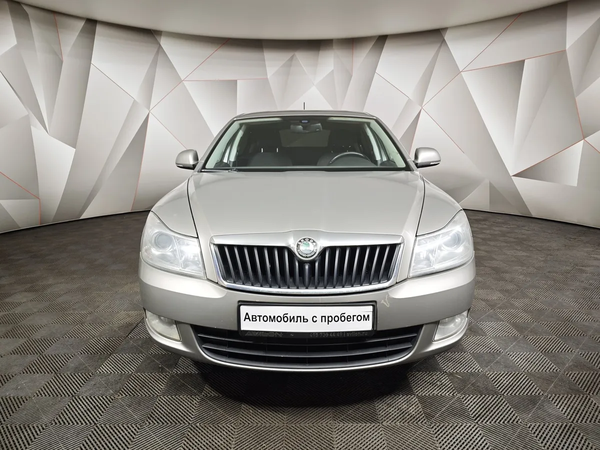 Skoda Octavia 1.6 Tiptronic (102 л.с.) Серый в АВИЛОН. Слайд №7