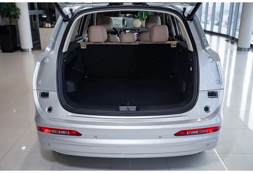 EVOLUTE i-SPACE 1.5 CVT AWD (218 л.с.) (5 мест) Серебристый в АВИЛОН. Слайд №19