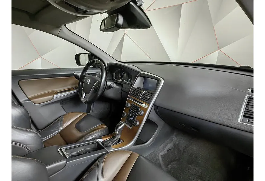 Volvo XC60 2.4 D5 Geartronic AWD (215 л.с.) Коричневый в АВИЛОН. Слайд №13