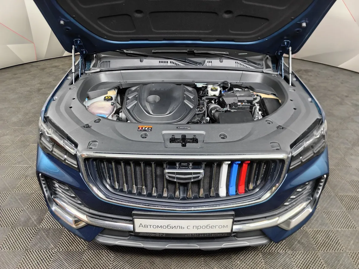 Geely Monjaro 2.0T 8AT 4WD (238 л.с.) Exclusive Синий в АВИЛОН. Слайд №11