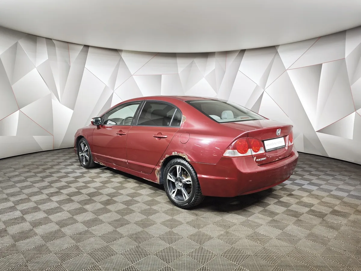 Honda Civic 1.8 AT (140 л.с.) Красный в АВИЛОН. Слайд №4