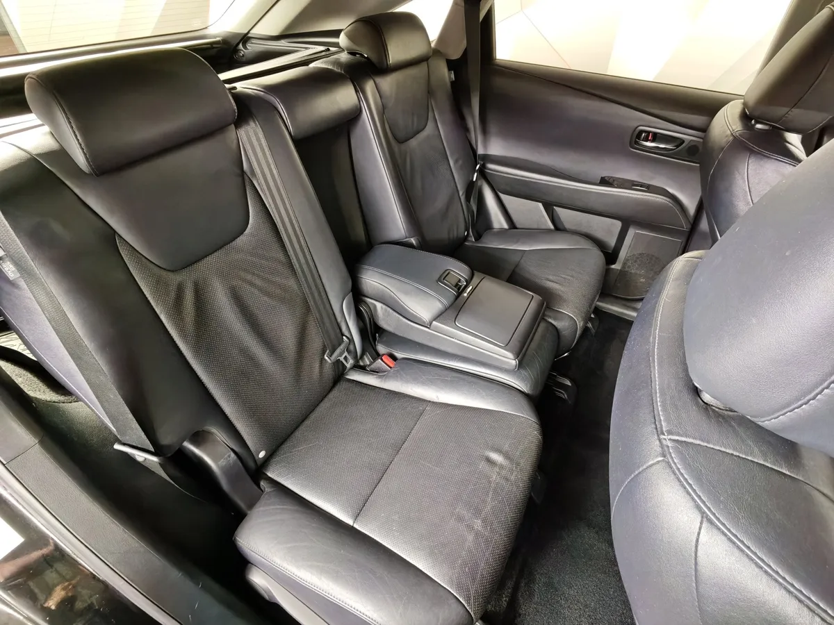 Lexus RX 350 AT AWD (277 л.с.) Черный в АВИЛОН. Слайд №17