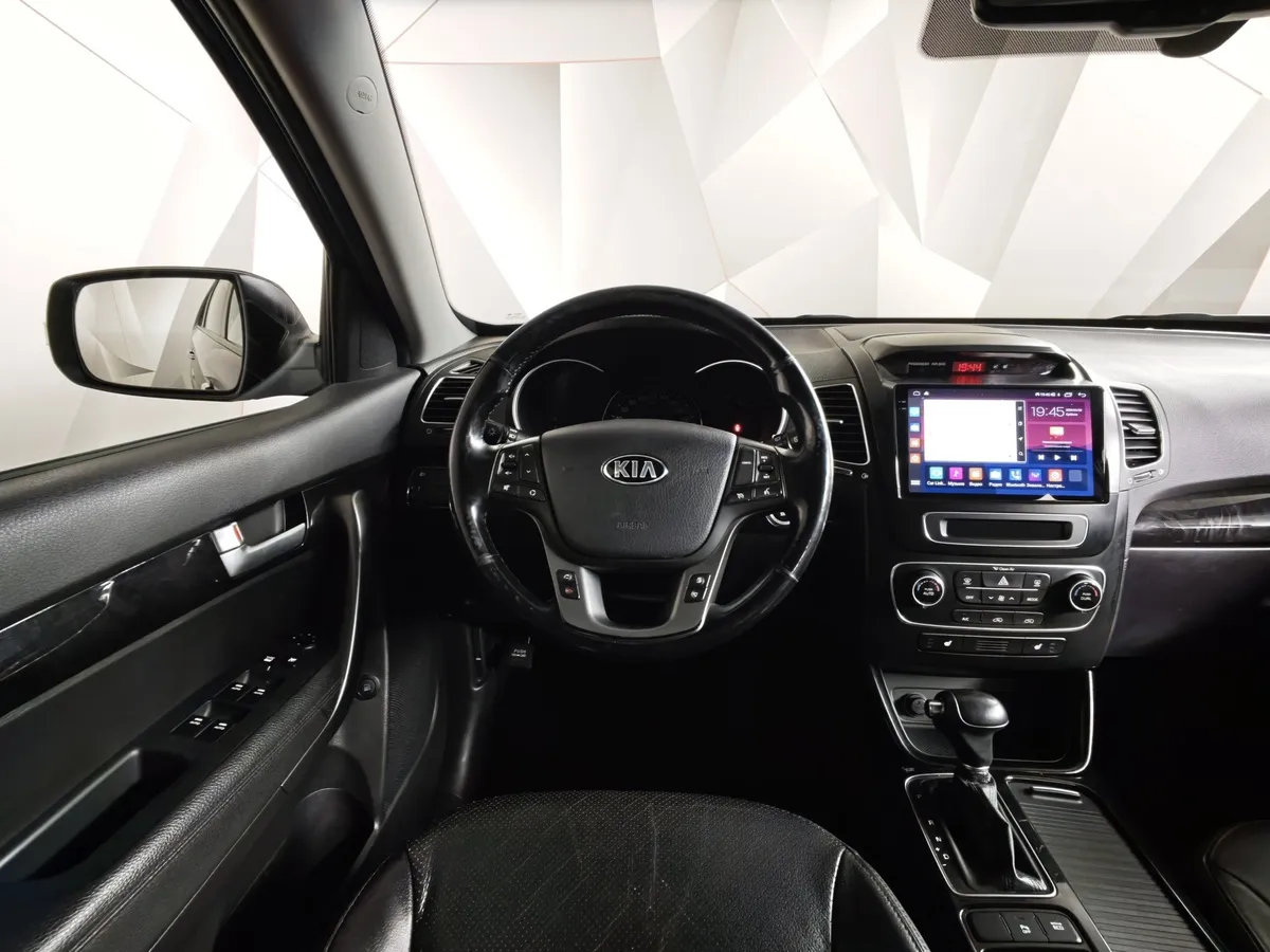 Kia Sorento 2.4 AT 4WD (175 л.с.) Comfort Коричневый в АВИЛОН. Слайд №19