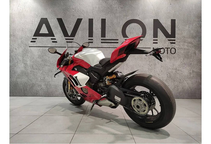 Ducati Panigale V4 1100 см³ (214 л.с.) 1103 Красный в АВИЛОН. Слайд №5