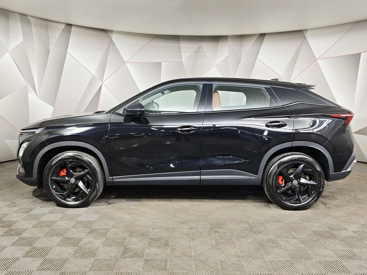 Omoda C5 1.6T DCT 4WD (150 л.с.) Supreme Черный в АВИЛОН. Слайд №5