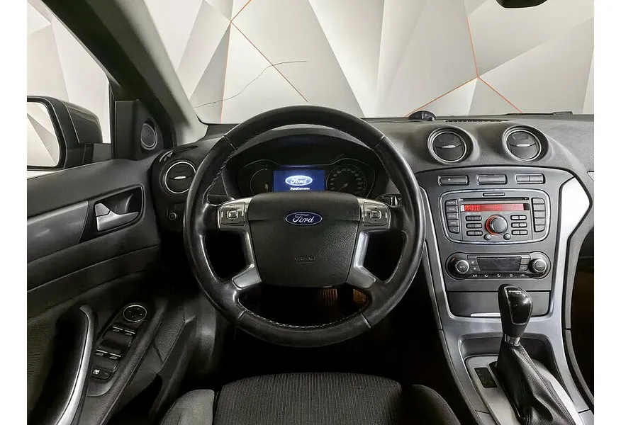 Ford Mondeo 2.0 EcoBoost PowerShift (200 л.с.) Titanium Коричневый в АВИЛОН. Слайд №19